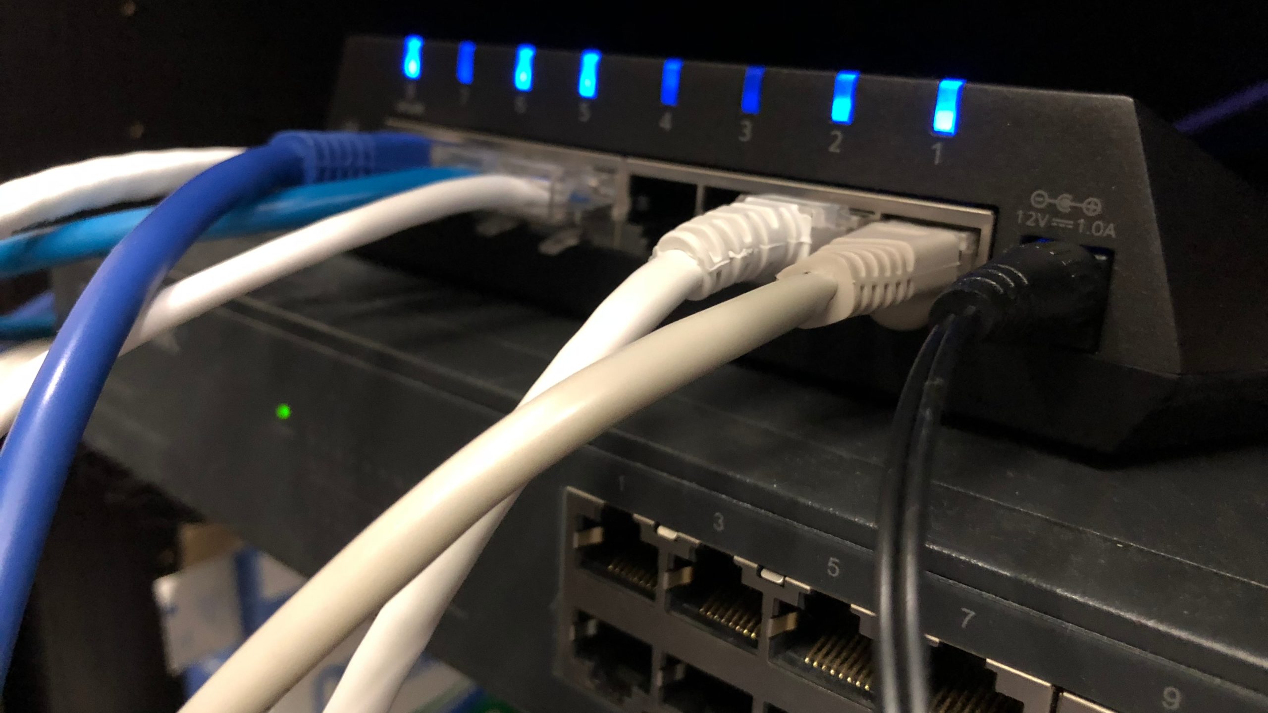 difference between the Gigabit switch and Ethernet switch